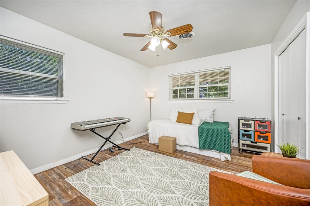 202 Old Justin Road Argyle, TX 76226 - Photo 18 of 25