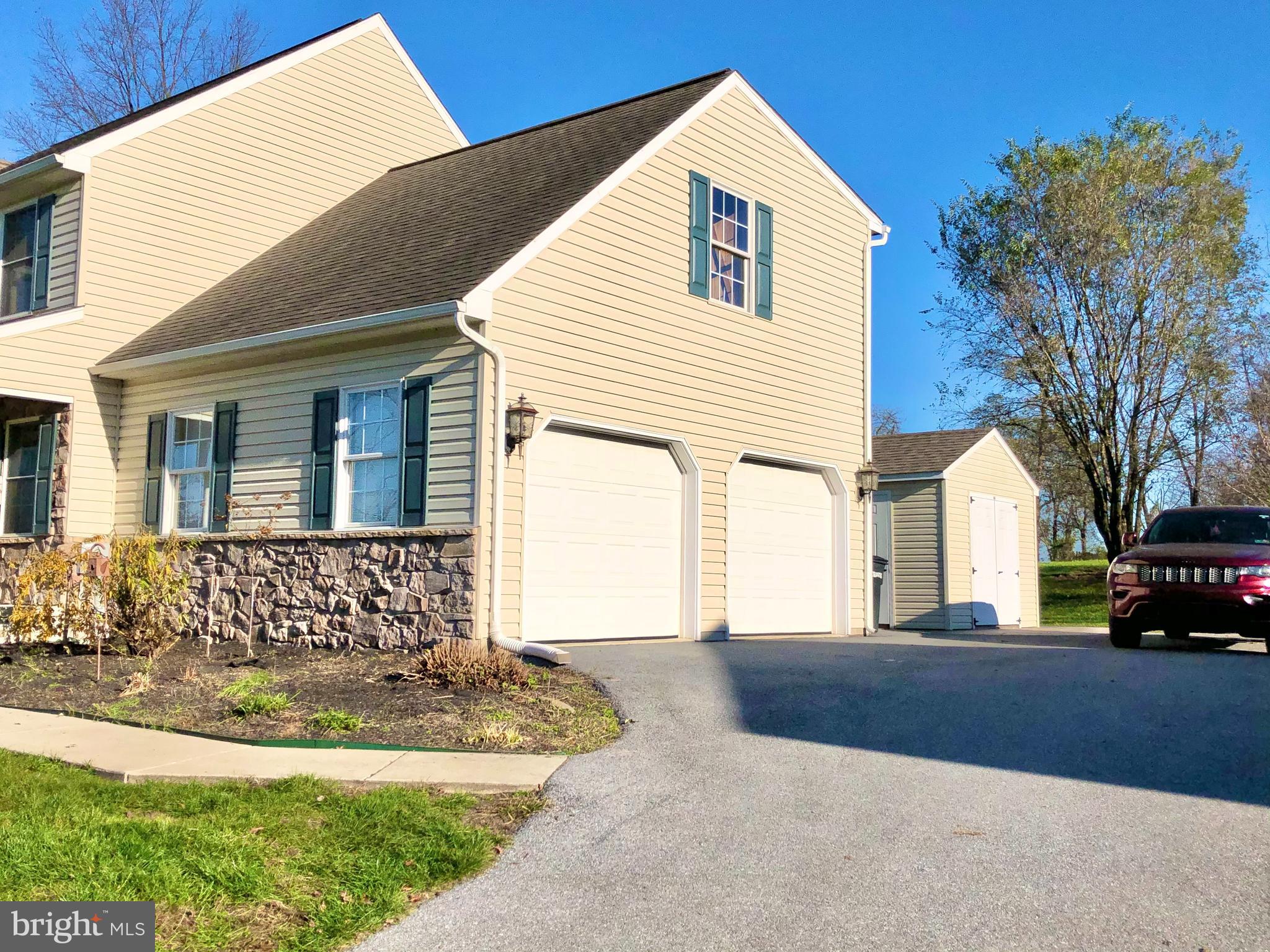 2244 Cloverleaf Road Elizabethtown, PA 17022 - Photo 3 of 30