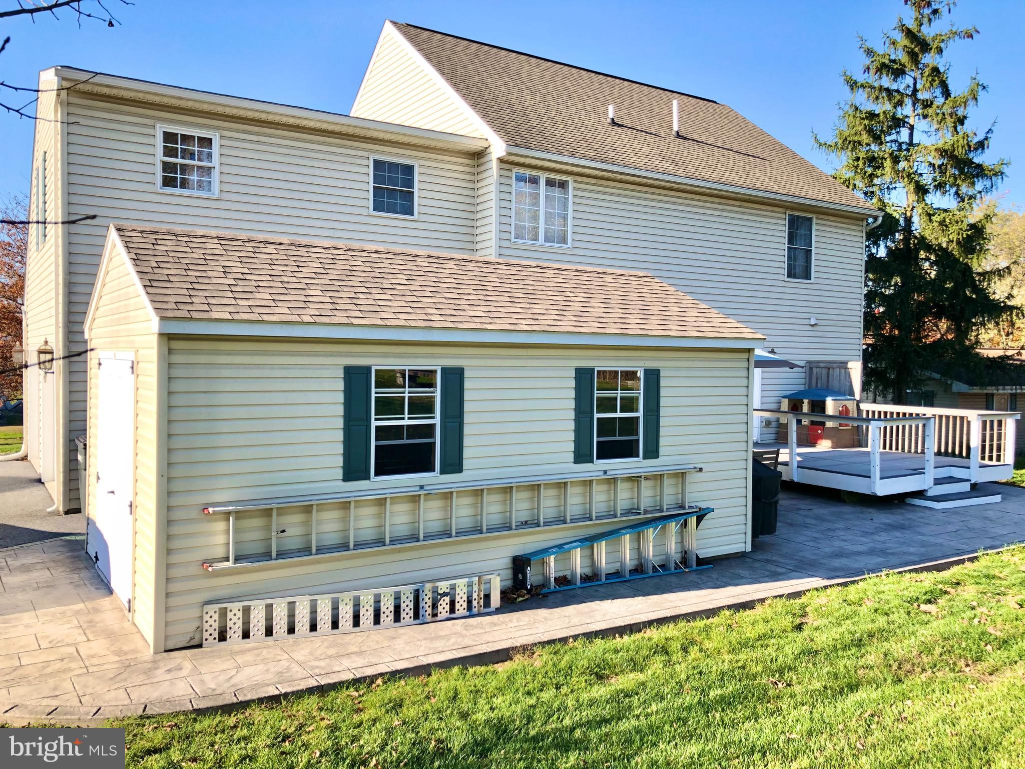 2244 Cloverleaf Road Elizabethtown, PA 17022 - Photo 4 of 30