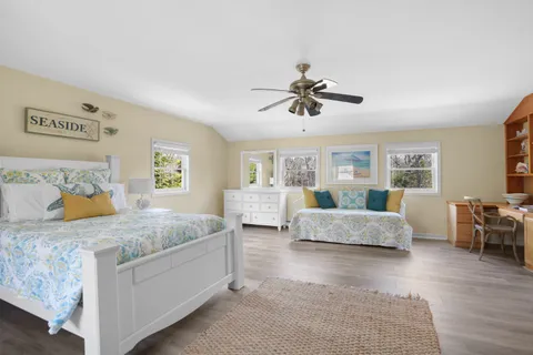 $2,775,000 | 15 21st Street North, Edgartown, MA 02539