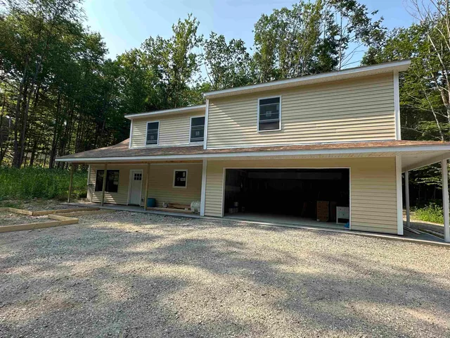 $460,000 | 1083 Lake Dunmore Road, Salisbury, VT 05769