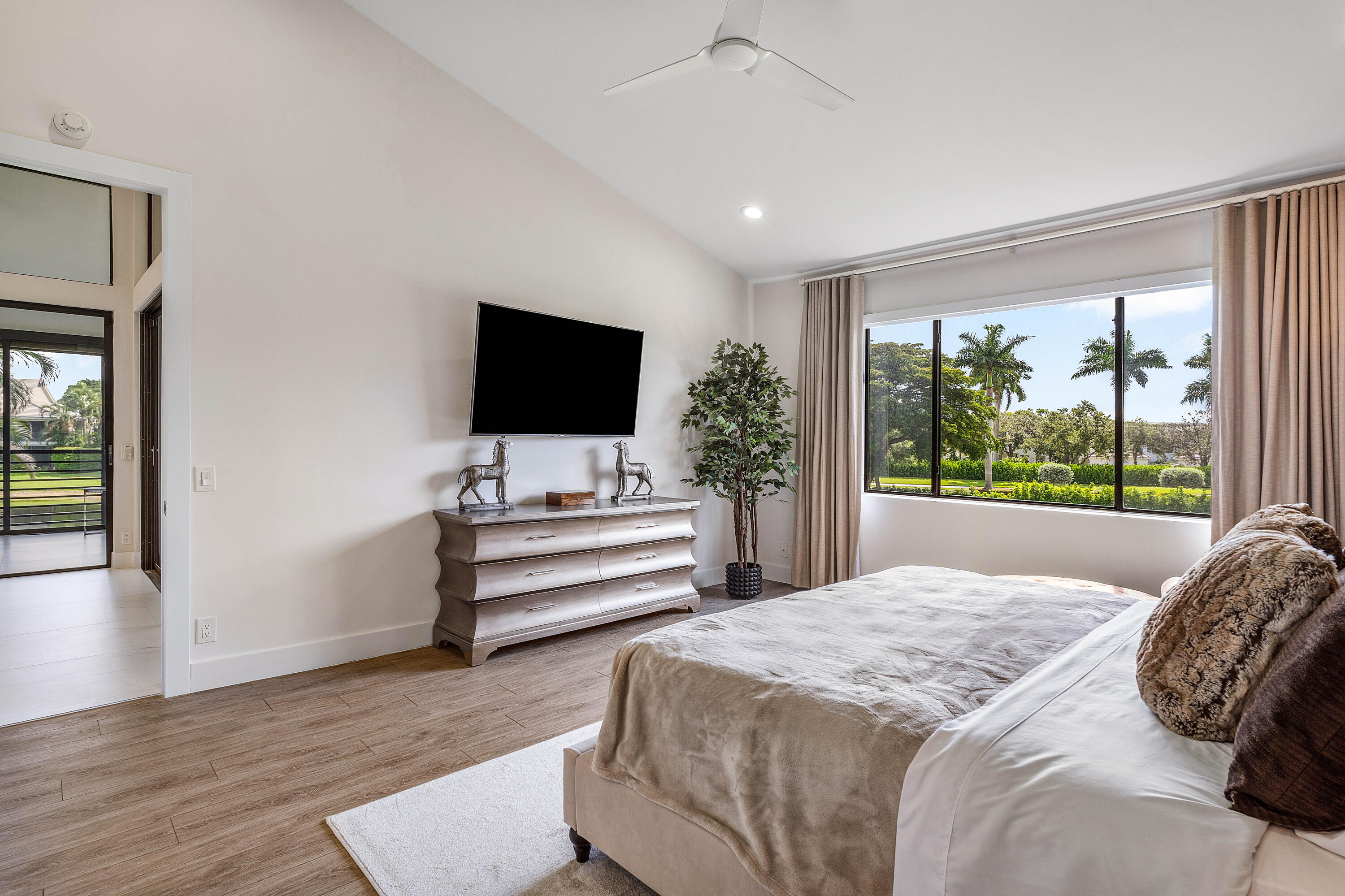 17652 Ashbourne Lane, Unit B Boca Raton, FL 33496 - Photo 23 of 45 Primary Bedroom