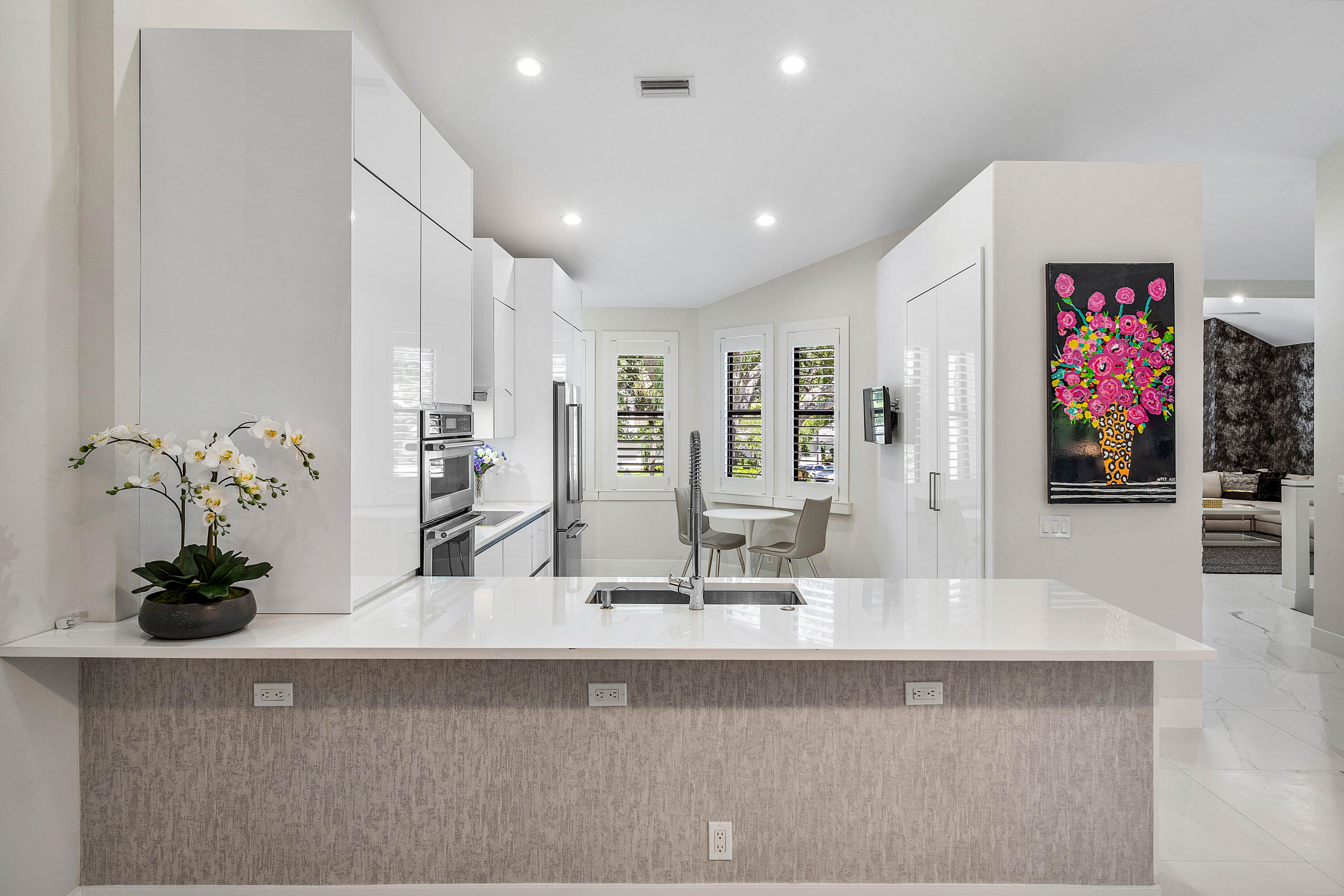 17652 Ashbourne Lane, Unit B Boca Raton, FL 33496 - Photo 3 of 45 Kitchen