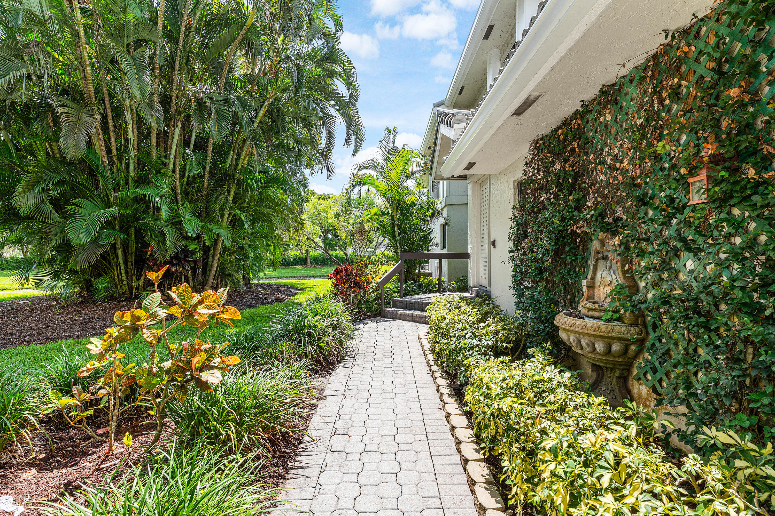 17652 Ashbourne Lane, Unit B Boca Raton, FL 33496 - Photo 44 of 45 Exterior