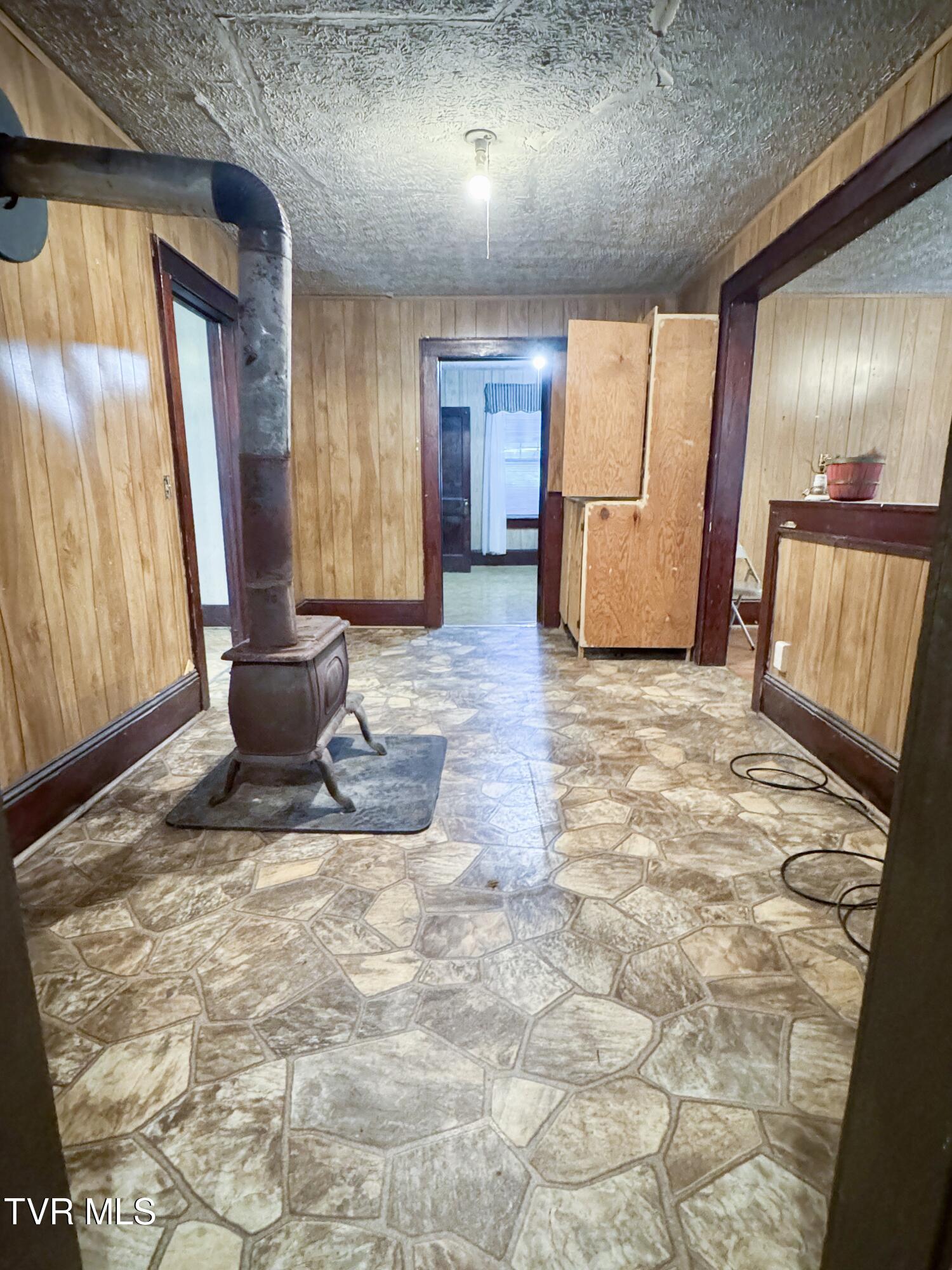 119 Loveless Road Elizabethton, TN 37643 - Photo 13 of 35 Dining Room