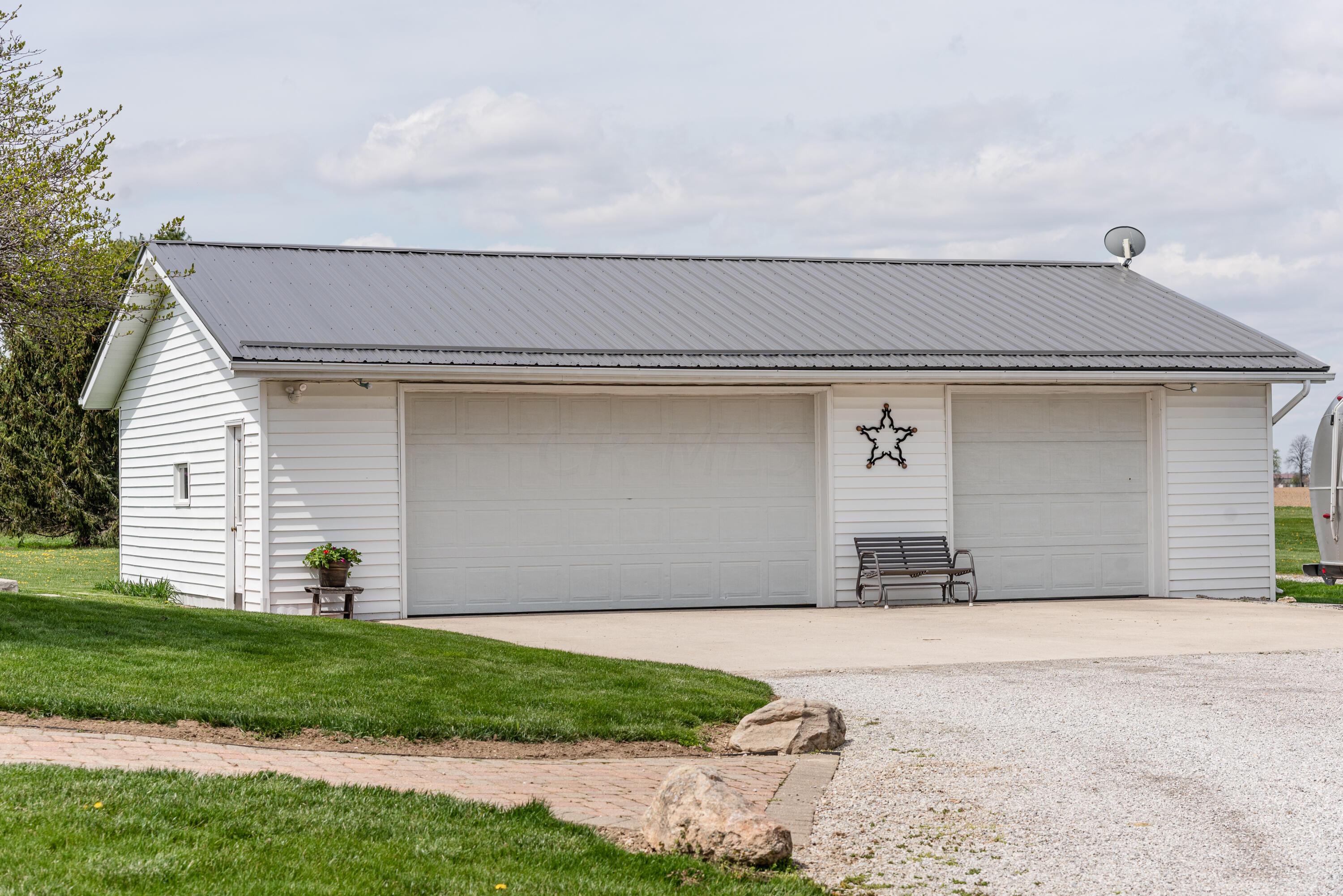 5115 Troy Road Delaware, OH 43015 - Photo 3 of 63