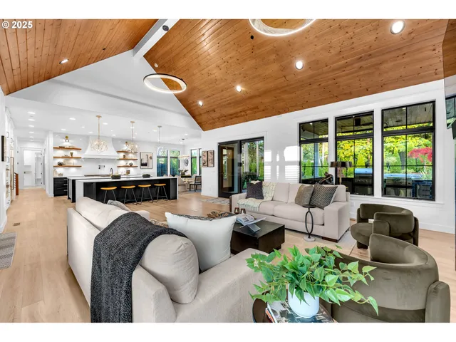 $2,575,000 | 3439 Northwest McMaster Drive, Camas, WA 98607