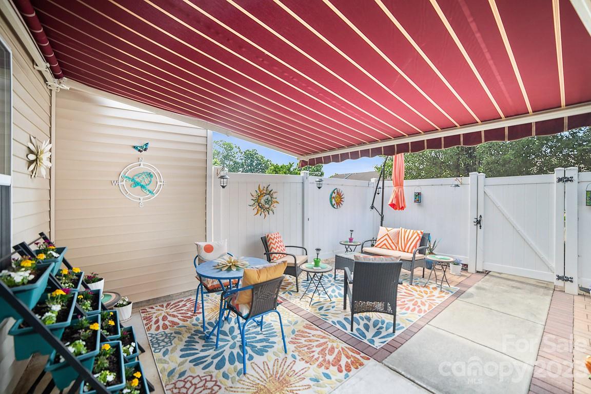 9526 Inglenook Lane Huntersville, NC 28078 - Photo 20 of 20 a outdoor space with furniture