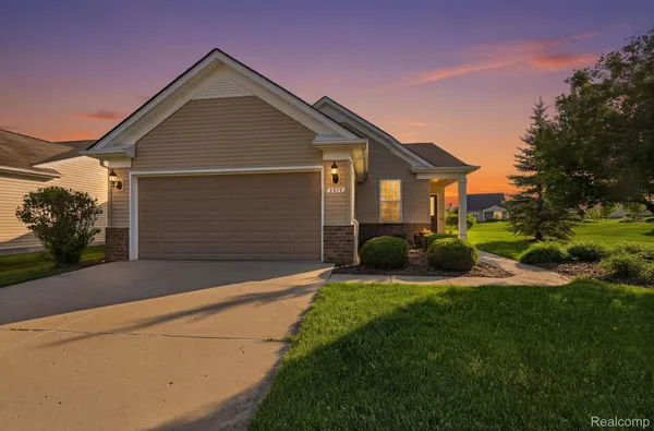 $360,000 | 9370 Sand Hill Drive, Grand Blanc, MI 48439