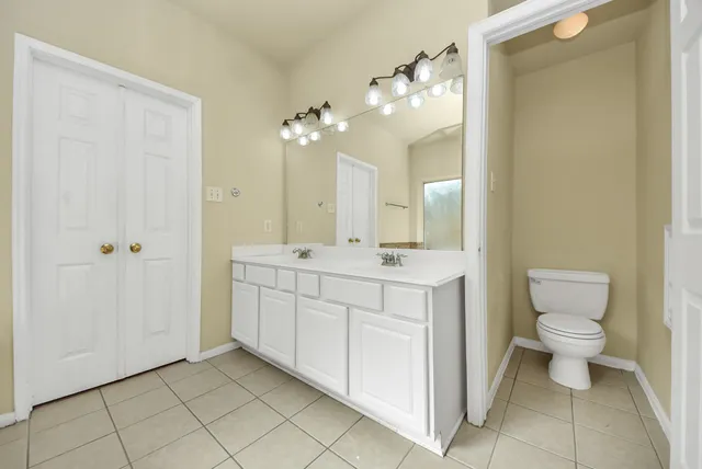 $2,800 | 2902 Laurel Brook Lane, Pearland, TX 77584