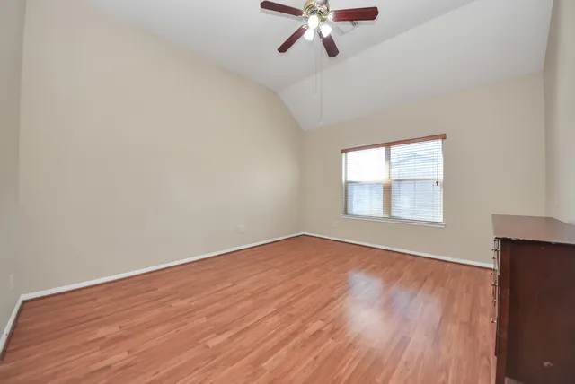 $2,800 | 2902 Laurel Brook Lane, Pearland, TX 77584