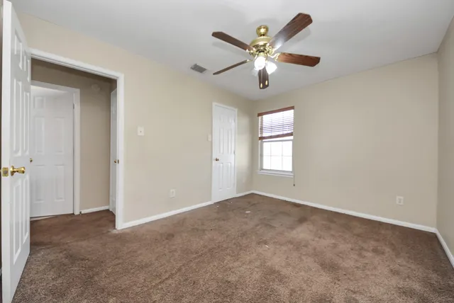 $2,800 | 2902 Laurel Brook Lane, Pearland, TX 77584