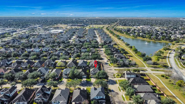 $2,800 | 2902 Laurel Brook Lane, Pearland, TX 77584