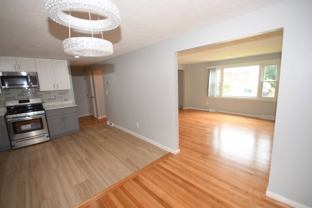 38 Christopher Road, Unit 38 Randolph, MA 02368 - Photo 11 of 29 Gallery Image 11