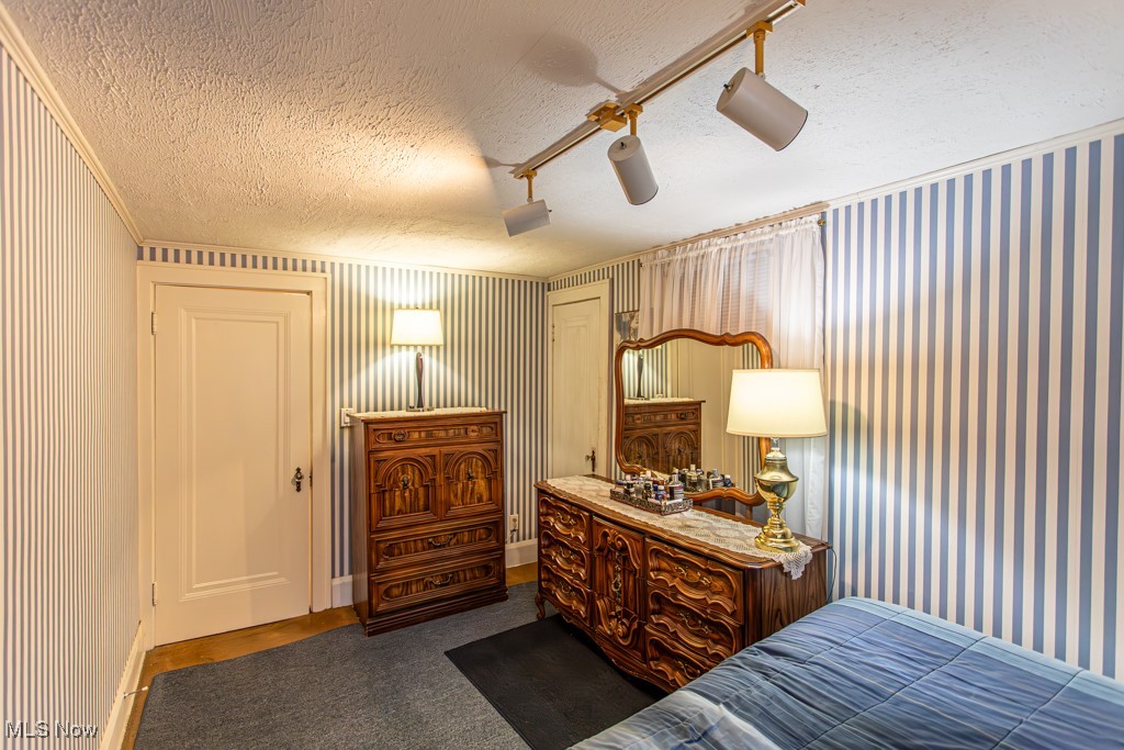 410 Butler Road Northeast Warren, OH 44483 - Photo 27 of 39 Gallery Image 27