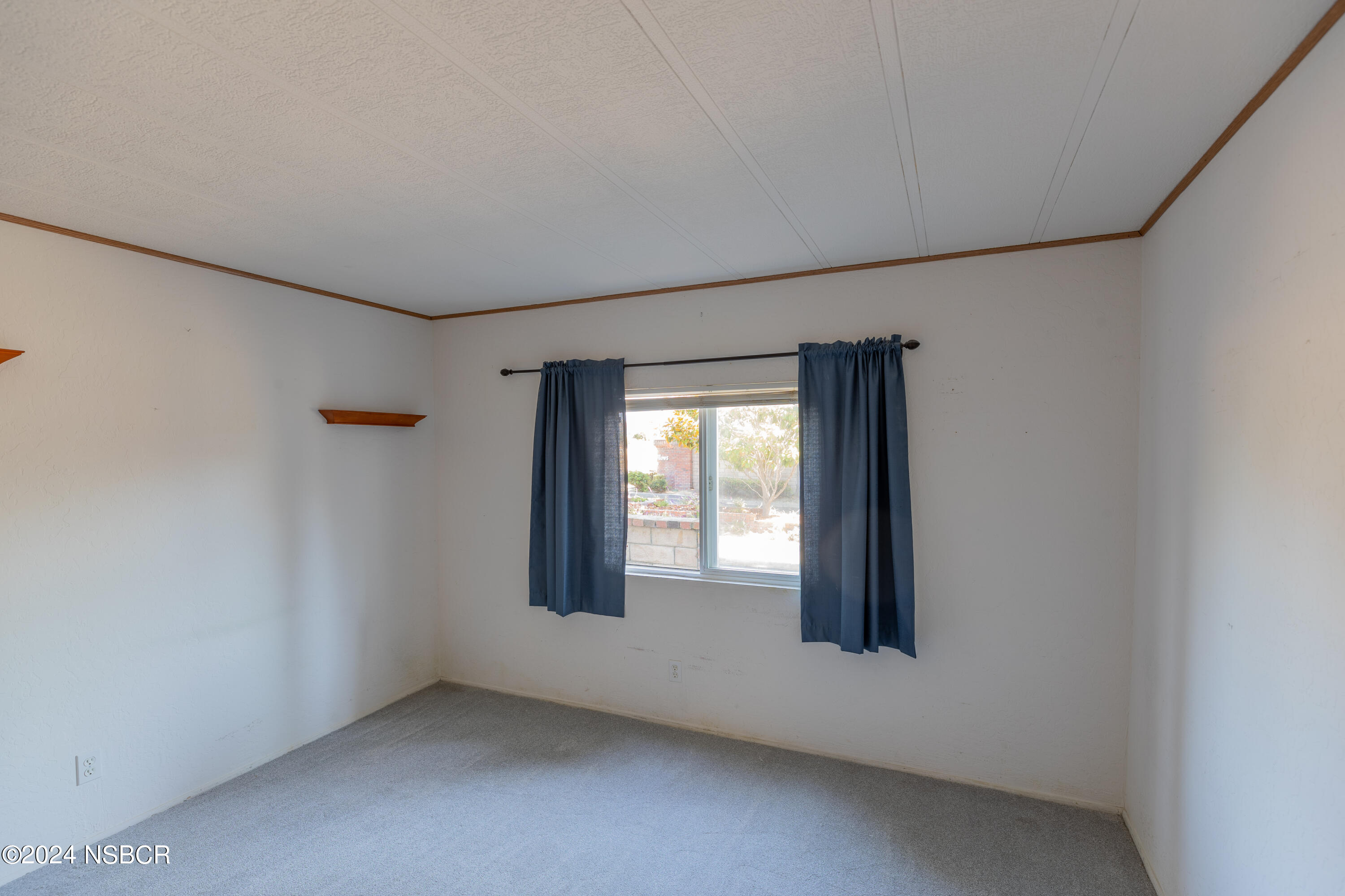 1317 V Street, Unit 1 Lompoc, CA 93436 - Photo 17 of 41 Second bedroom