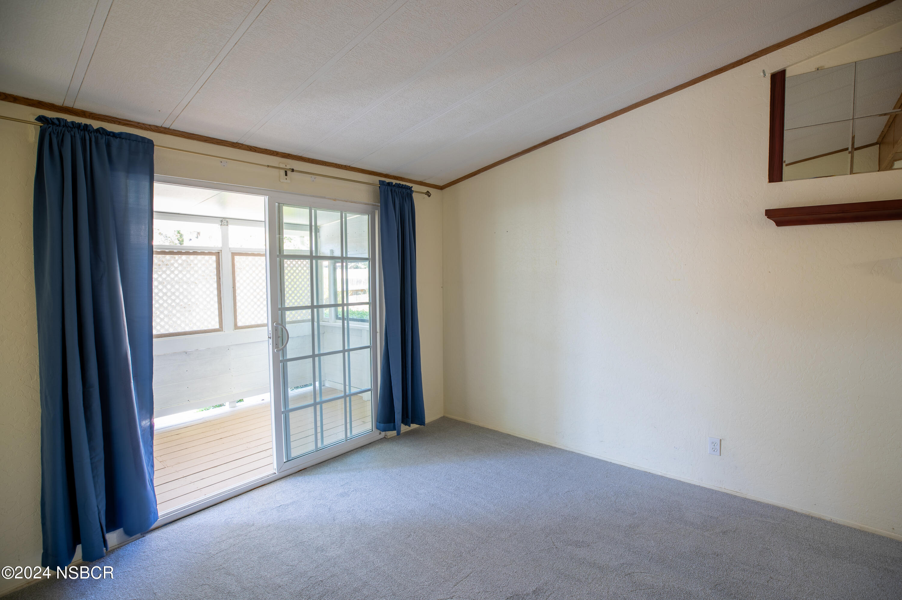 1317 V Street, Unit 1 Lompoc, CA 93436 - Photo 20 of 41 Primary bedroom