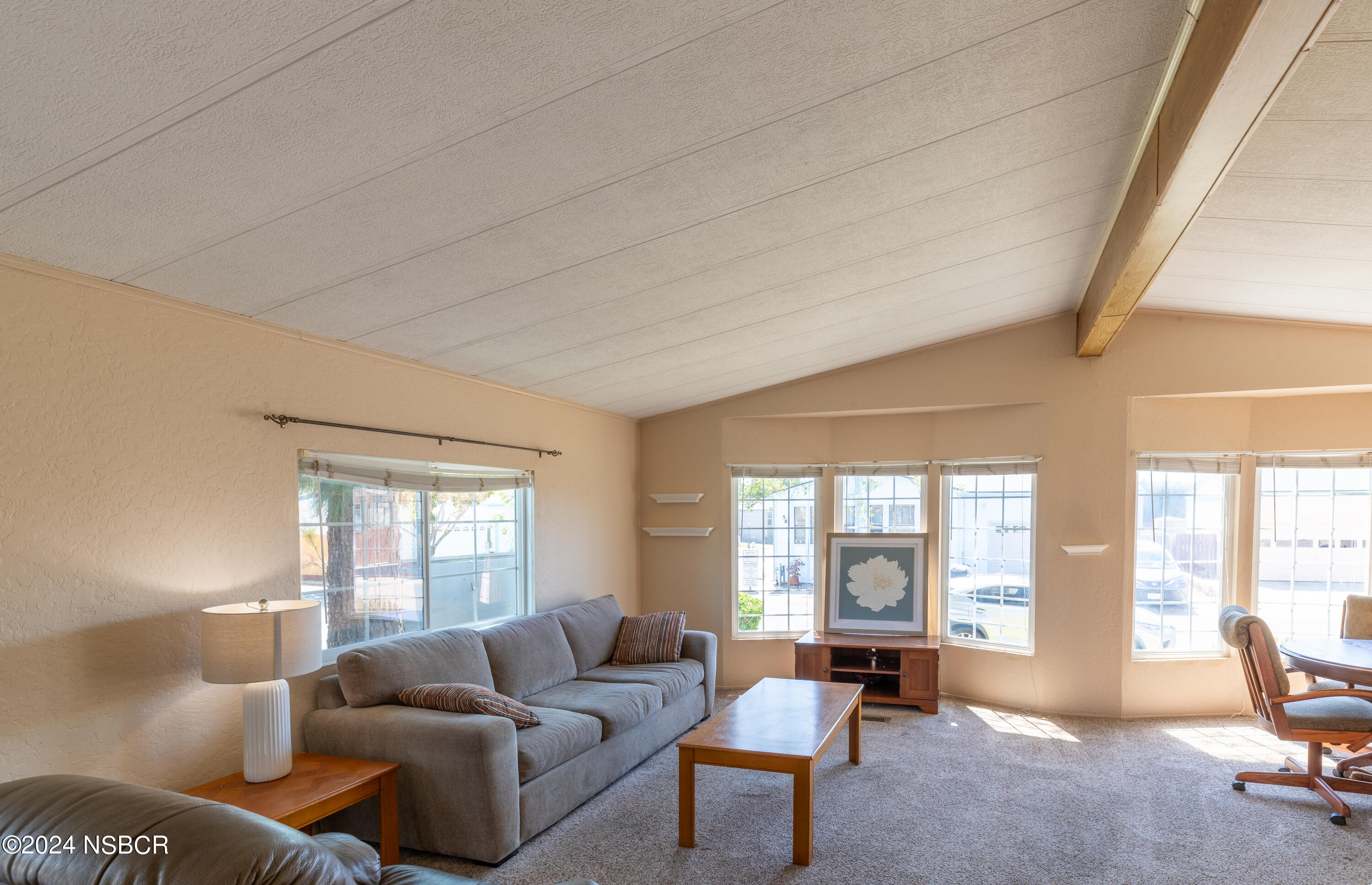 1317 V Street, Unit 1 Lompoc, CA 93436 - Photo 6 of 41 Livingroom