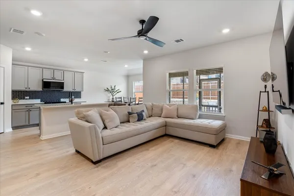 $310,000 | 349 Heatherwood Terrace, Marble Falls, TX 78654