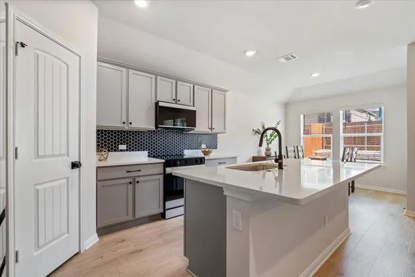 $310,000 | 349 Heatherwood Terrace, Marble Falls, TX 78654