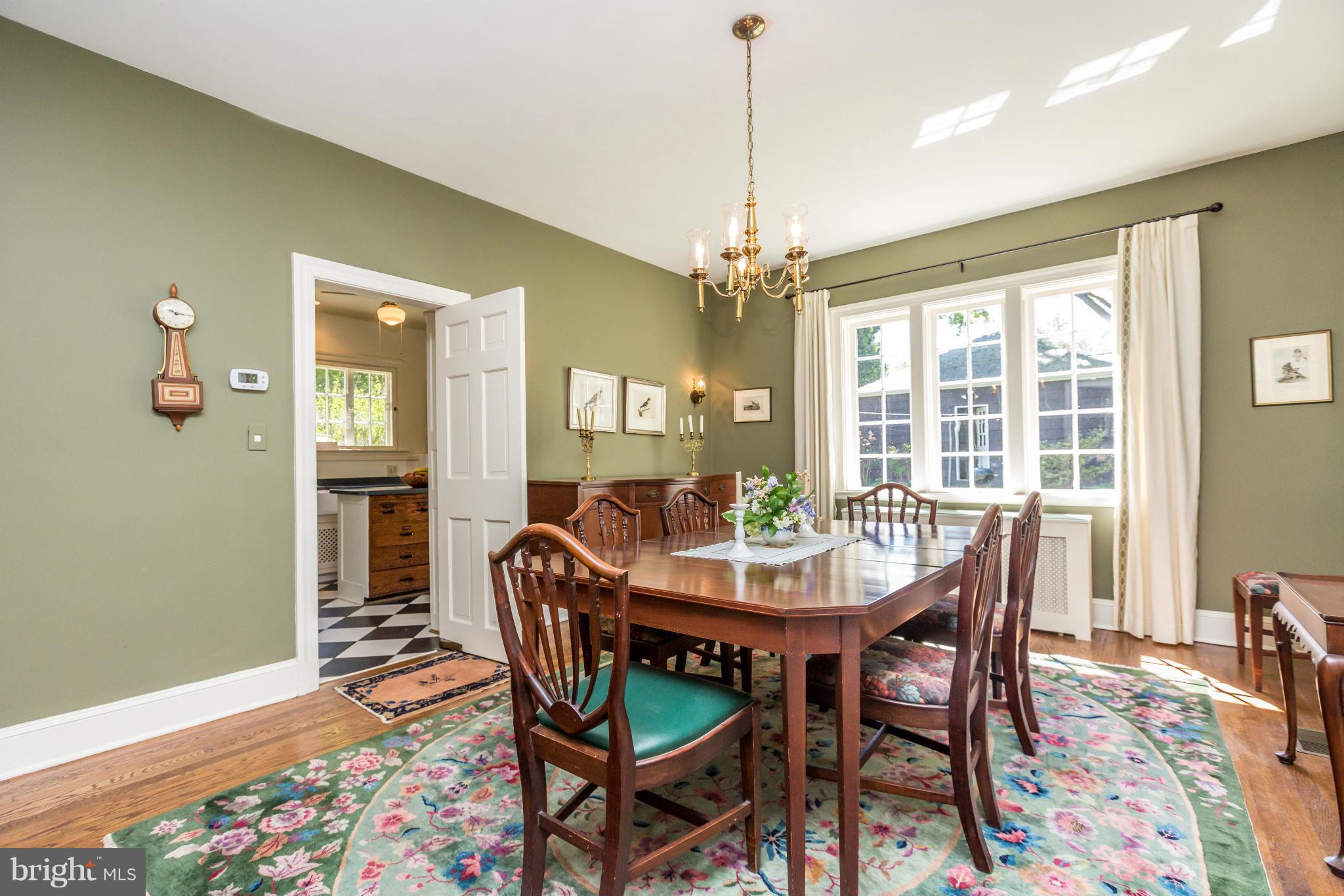 319 Taplow Road Baltimore, MD 21212 - Photo 8 of 30 So Much Natural Light