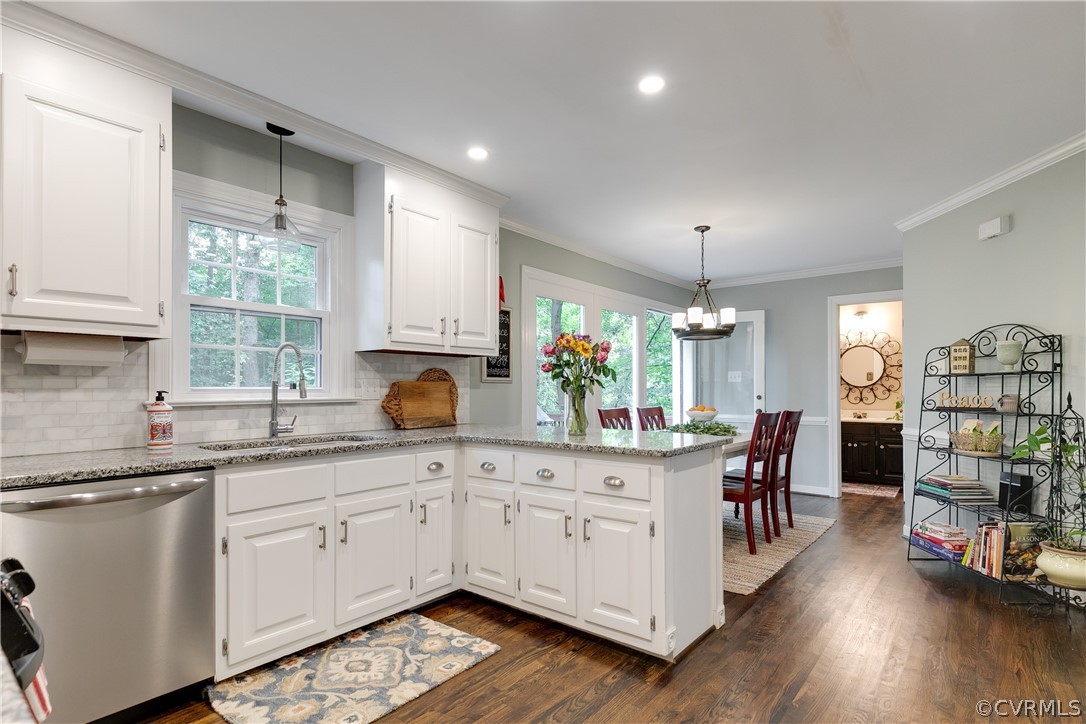 5607 North Chase Road Midlothian, VA 23112 - Photo 5 of 48