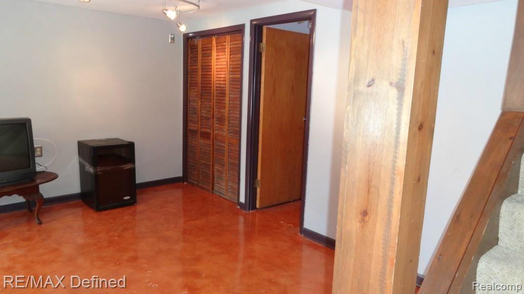 1130 Seneca Road Lake Orion, MI 48362 - Photo 27 of 32 Basement leading to bedroom suite