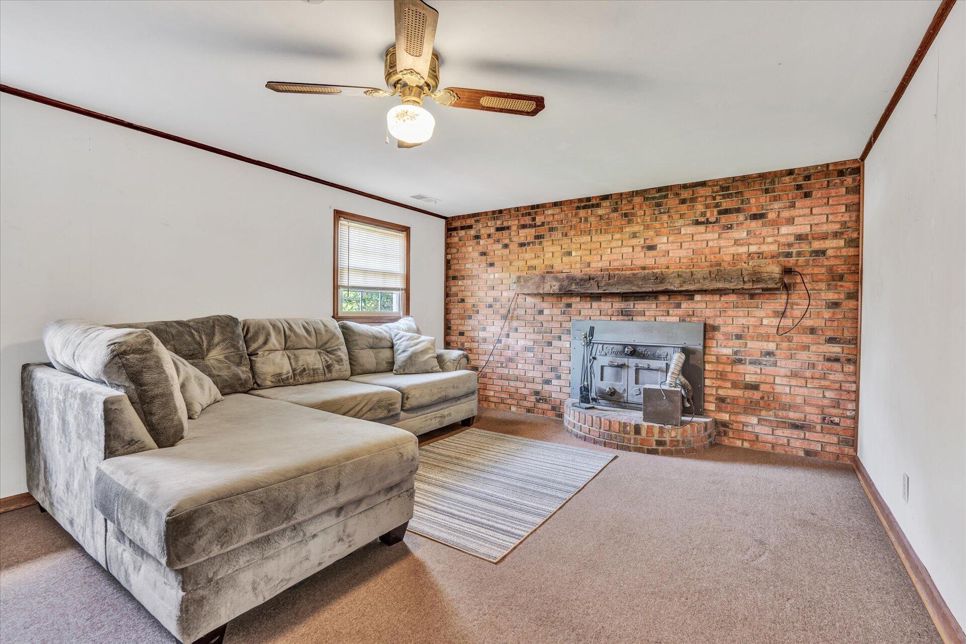 636 Timberidge Road Vinton, VA 24179 - Photo 18 of 24 18-DSC2111