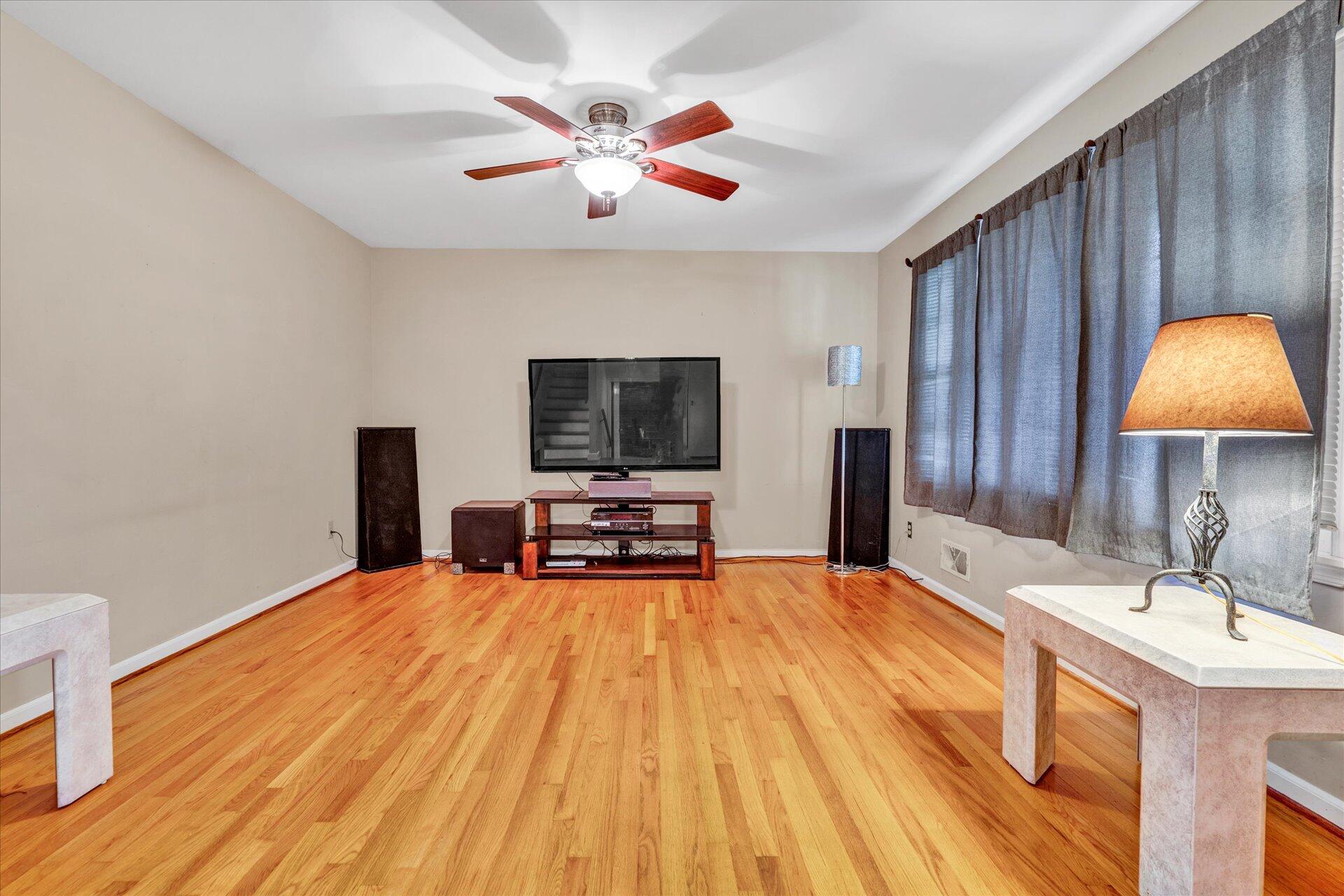 636 Timberidge Road Vinton, VA 24179 - Photo 5 of 24 05-DSC2063