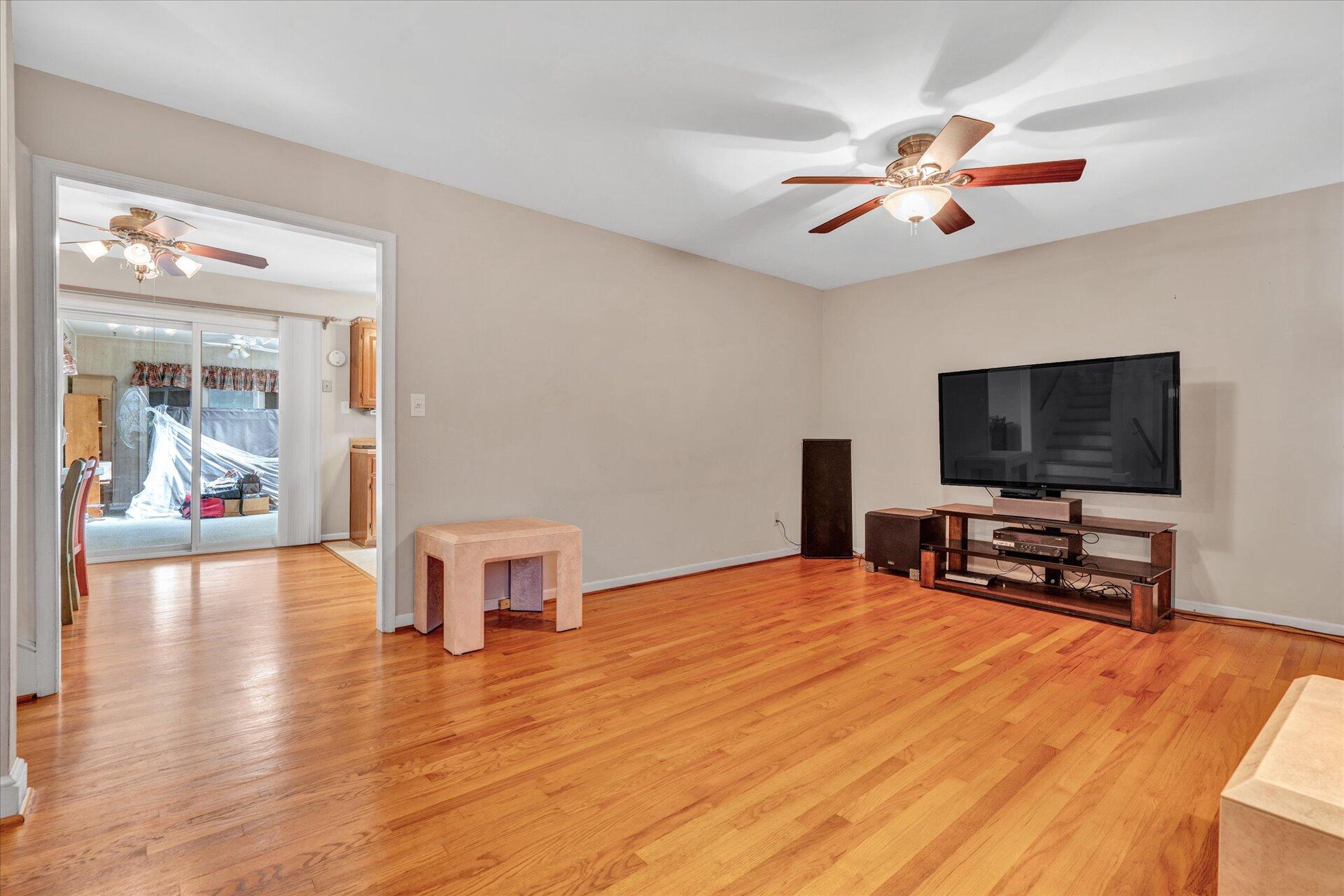 636 Timberidge Road Vinton, VA 24179 - Photo 6 of 24 06-DSC2066