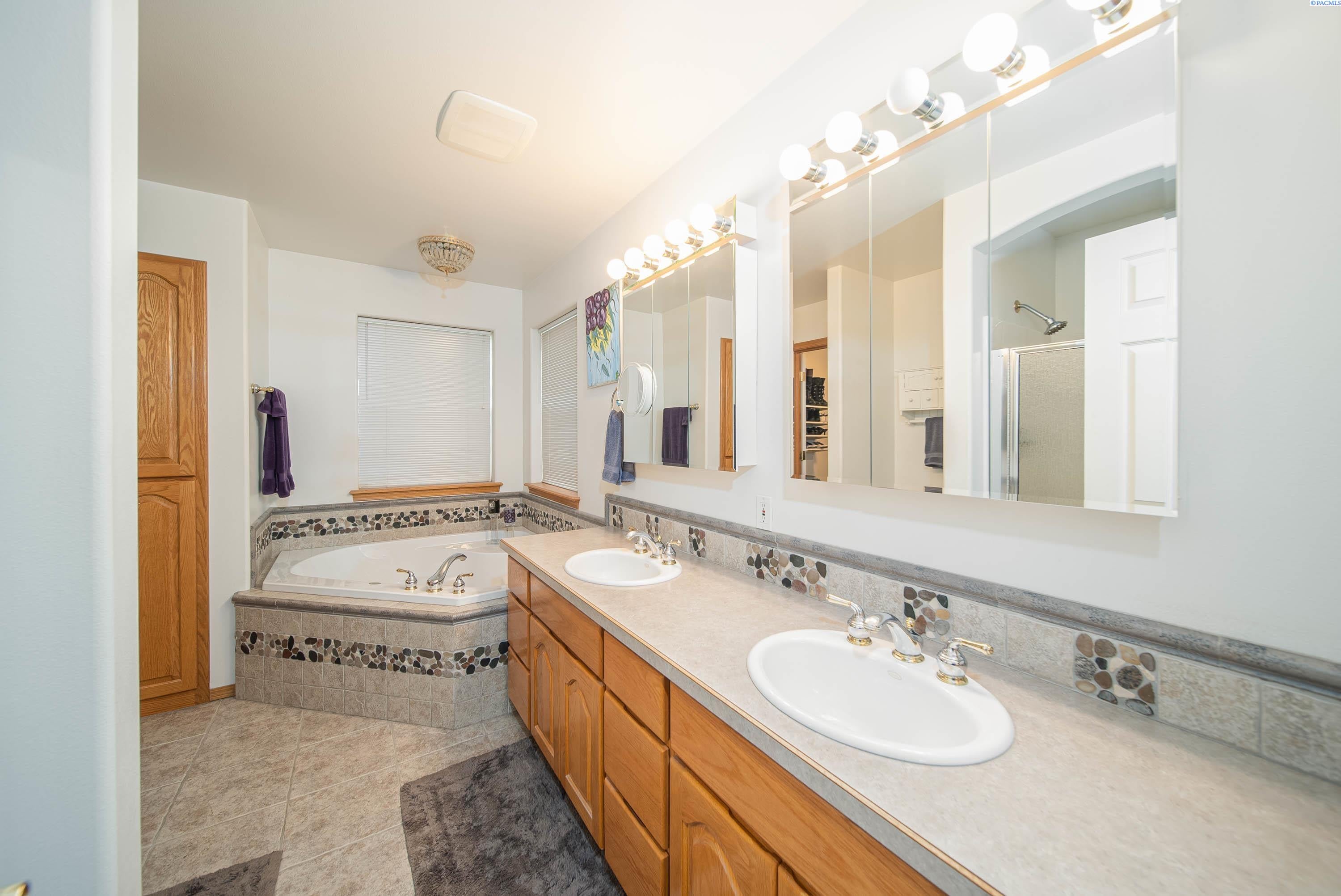 140320 West North River Road Prosser, WA 99350 - Photo 16 of 27 Gallery Image 16