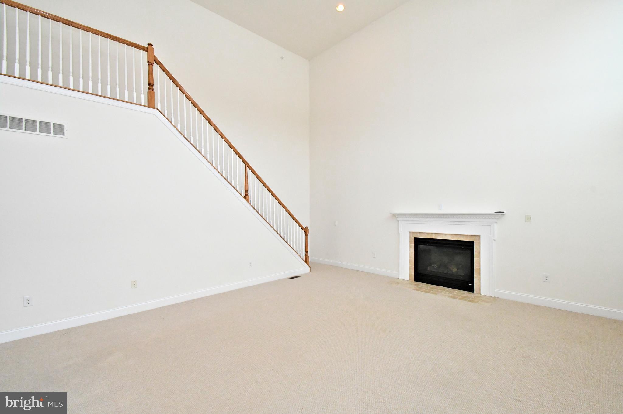 2804 Hoffs Way Warrington, PA 18976 - Photo 23 of 63 a view of entryway