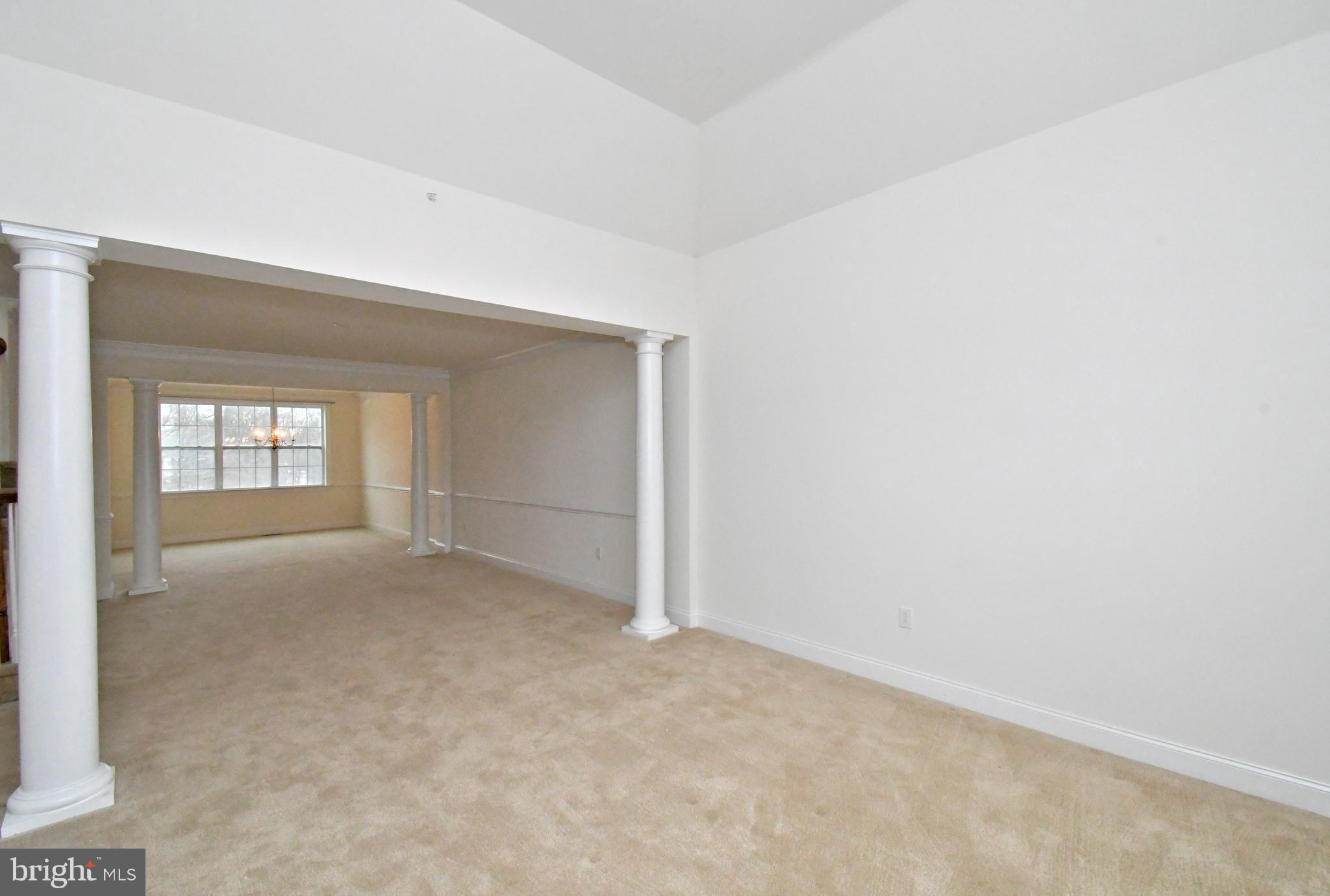 2804 Hoffs Way Warrington, PA 18976 - Photo 5 of 63 an empty room with windows