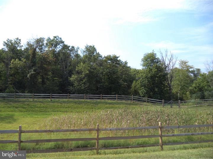 2804 Hoffs Way Warrington, PA 18976 - Photo 62 of 63 a view of a swimming pool