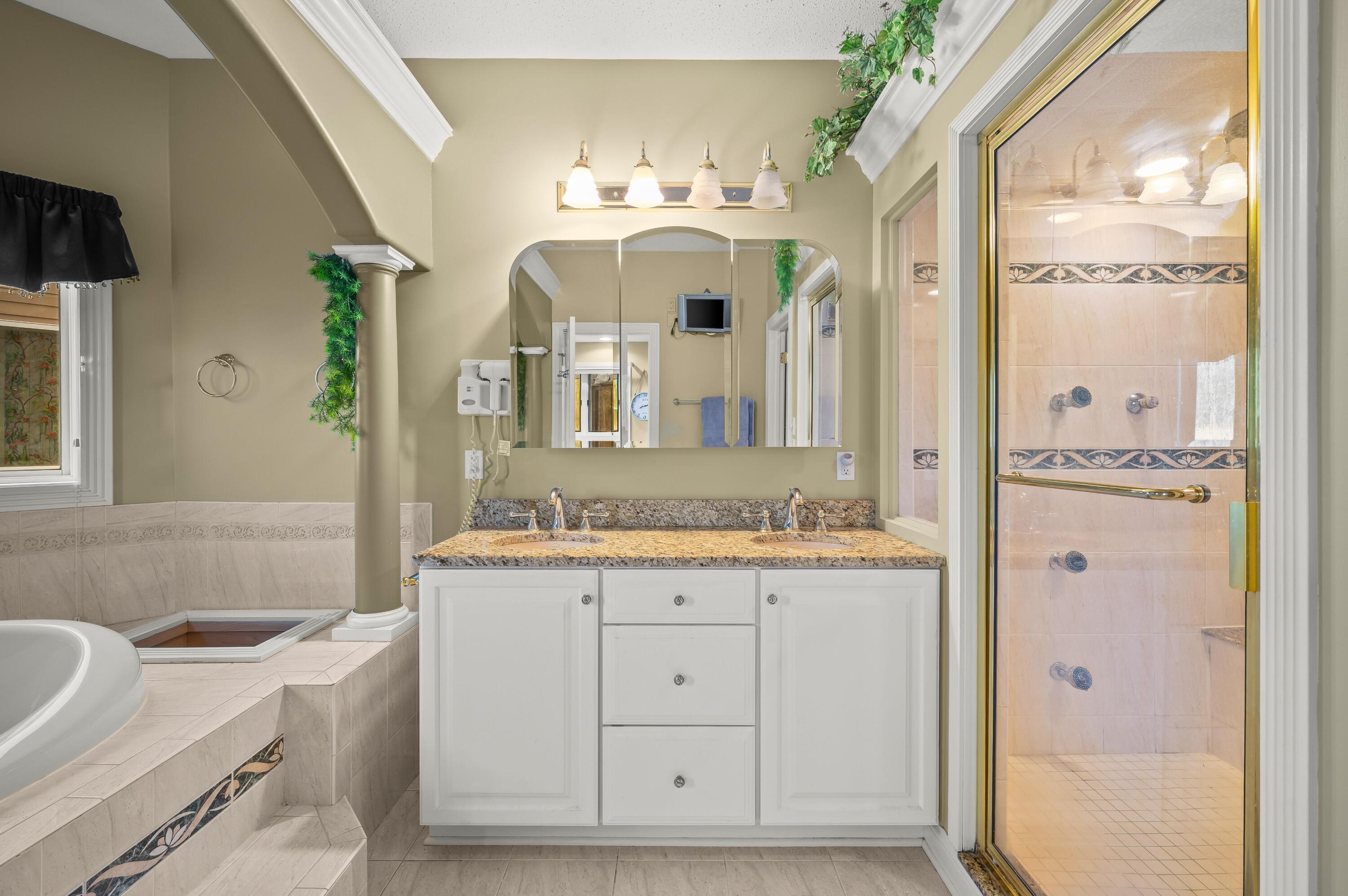 2349 Riverside Pointe Drive St. Joseph, MI 49085 - Photo 26 of 74 29DSC_7537