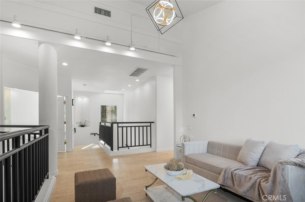 24929 Palmilla Drive Calabasas, CA 91302 - Photo 22 of 45