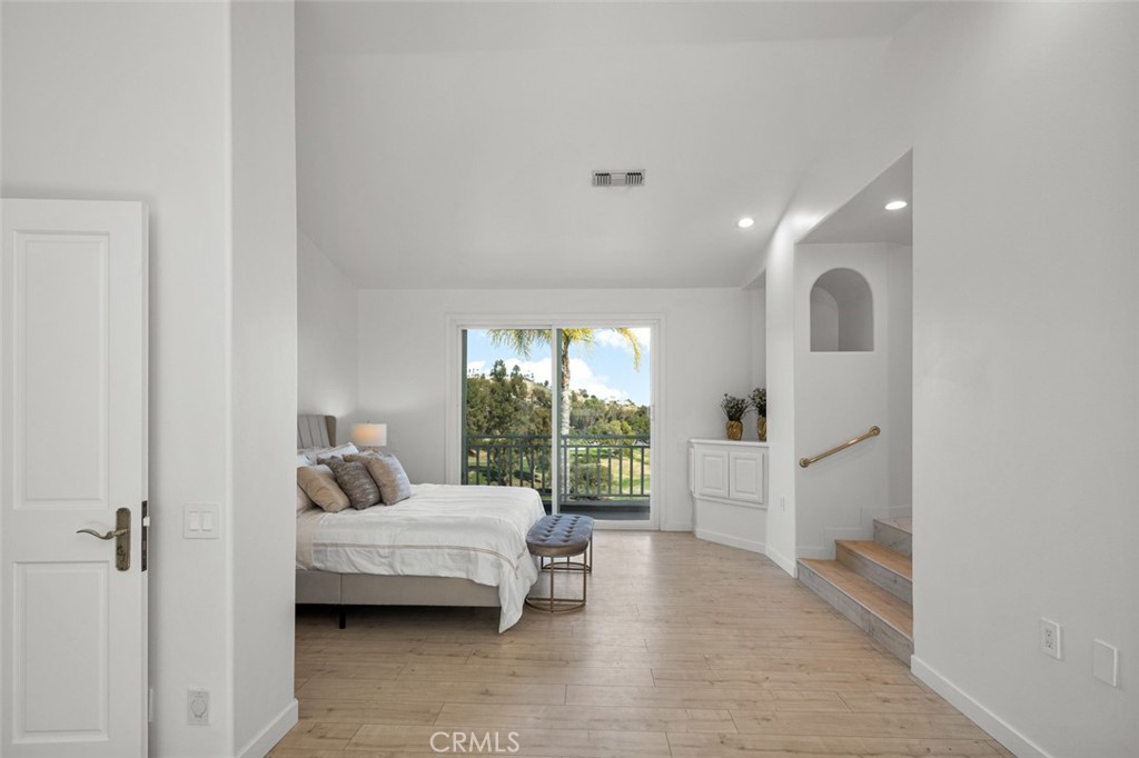 24929 Palmilla Drive Calabasas, CA 91302 - Photo 23 of 45