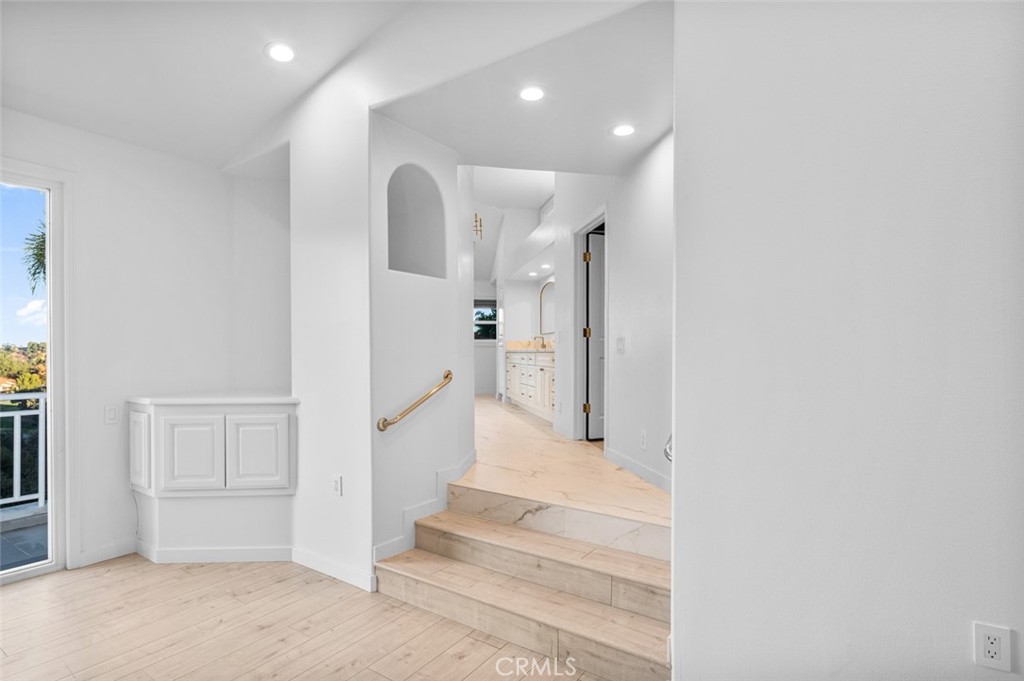 24929 Palmilla Drive Calabasas, CA 91302 - Photo 27 of 45