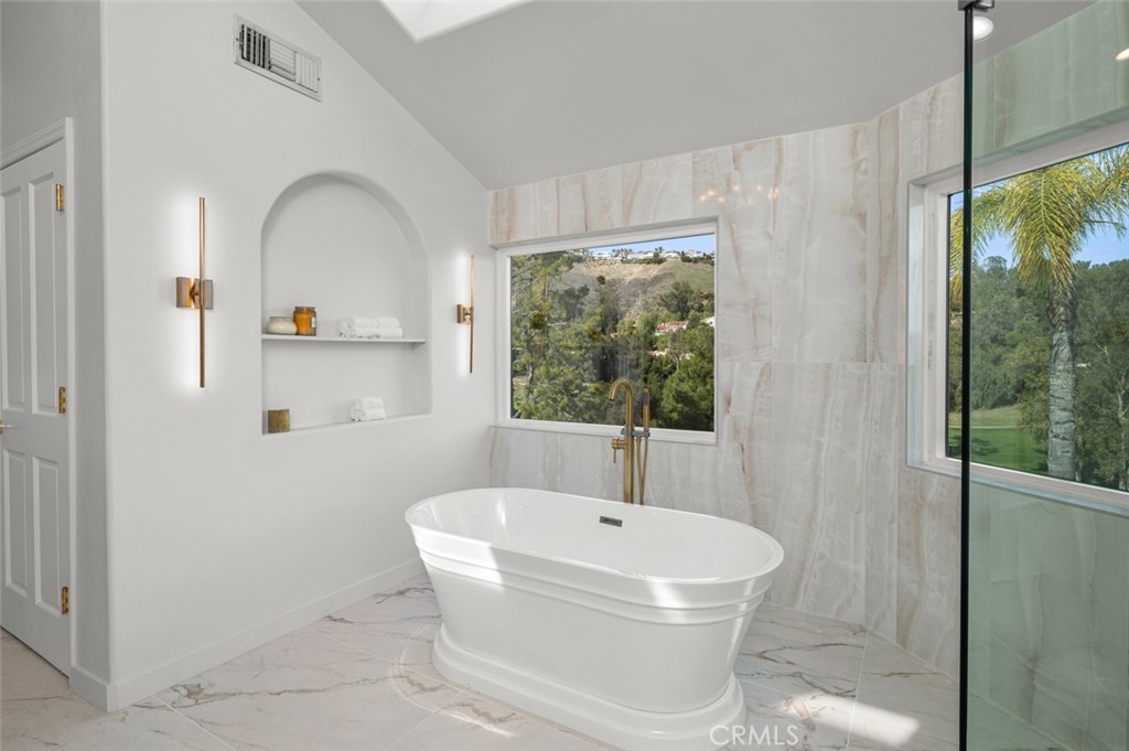 24929 Palmilla Drive Calabasas, CA 91302 - Photo 29 of 45