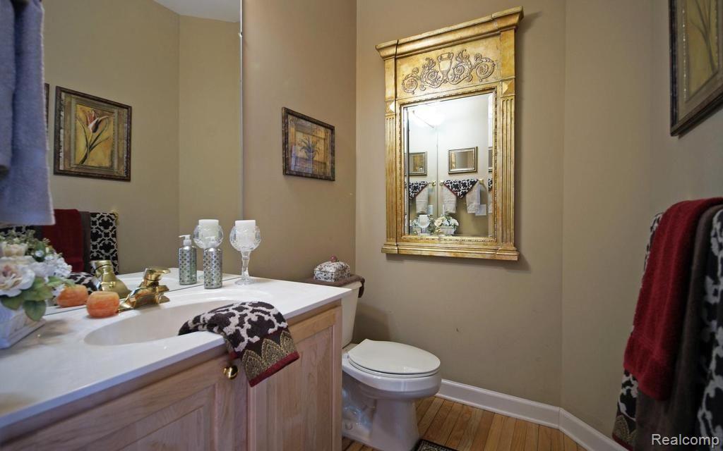 17126 Orchard Ridge Road Northville, MI 48168 - Photo 17 of 31 11-photo-web-1024x640-67325.jpg