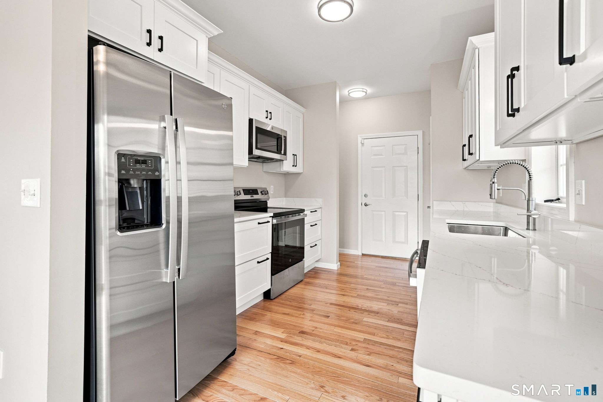 8 South Pond Road, Unit 8 Bloomfield, CT 06002 - Photo 16 of 40 Gallery Image 16