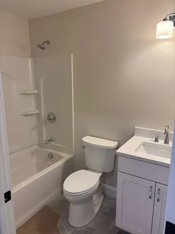 $649,900 | 15 Bartlett Street, Epping, NH 03042