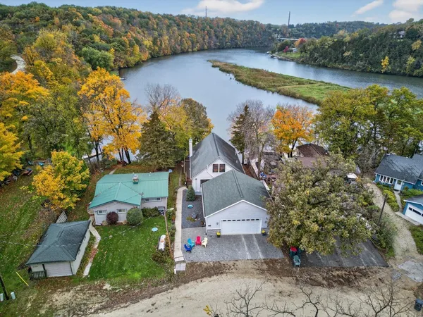 $724,900 | 11355 Cedar Beach Drive Northwest, Oronoco, MN 55960