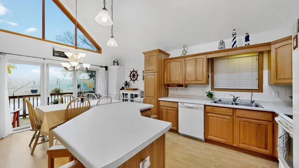 $724,900 | 11355 Cedar Beach Drive Northwest, Oronoco, MN 55960