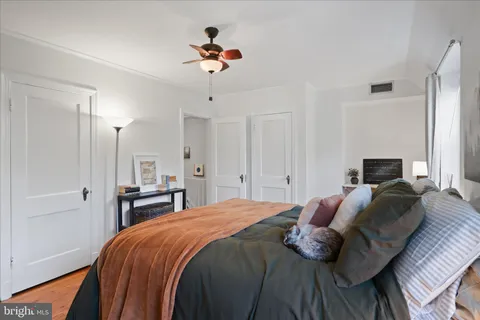 $365,000 | 1401 South Barton Street, Unit 231, Arlington, VA 22204