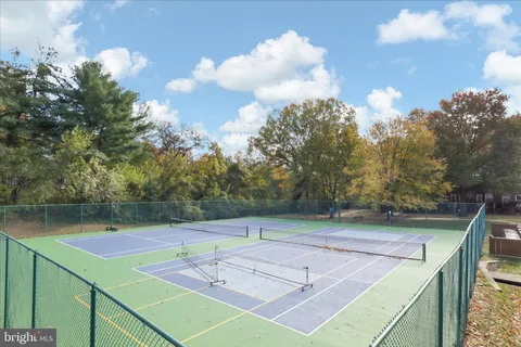 $365,000 | 1401 South Barton Street, Unit 231, Arlington, VA 22204