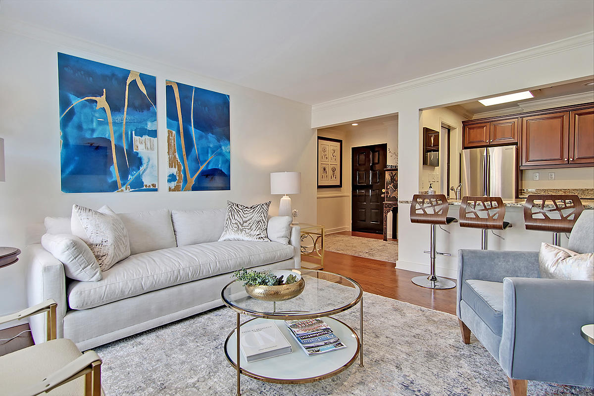 32 Vendue Range, Unit 302 Charleston, SC 29401 - Photo 12 of 50 CREM_32 Vendue Range, unit 302_027