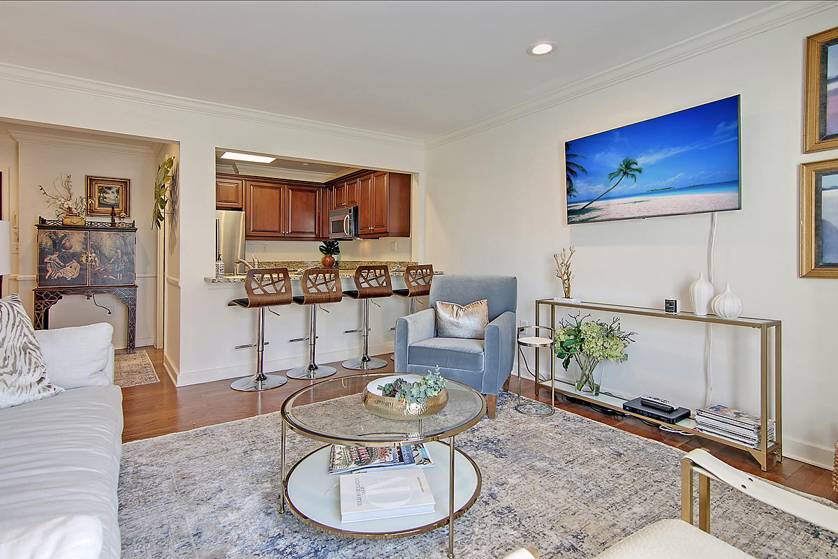 32 Vendue Range, Unit 302 Charleston, SC 29401 - Photo 13 of 50 CREM_32 Vendue Range, unit 302_028