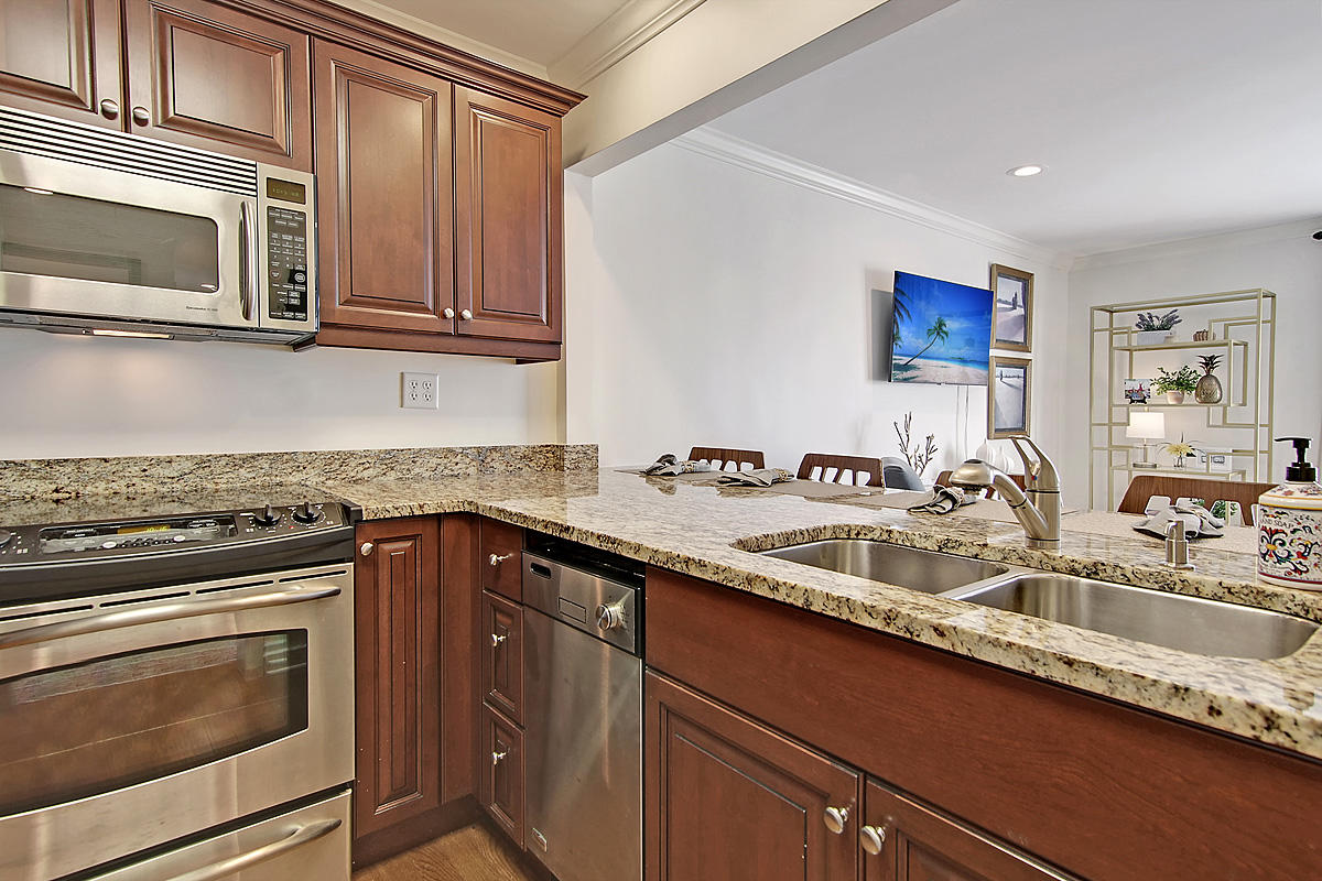 32 Vendue Range, Unit 302 Charleston, SC 29401 - Photo 17 of 50 CREM_32 Vendue Range, unit 302_032