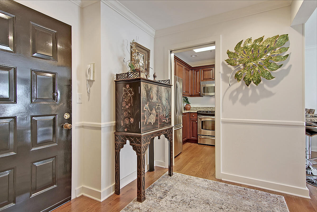 32 Vendue Range, Unit 302 Charleston, SC 29401 - Photo 19 of 50 CREM_32 Vendue Range, unit 302_034